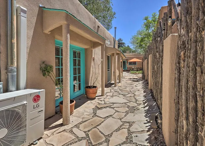 Authentic Adobe Abode Less Than 1 Mile To Sante Fe Plaza!